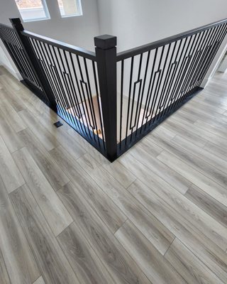 Upstairs Landing & Railing